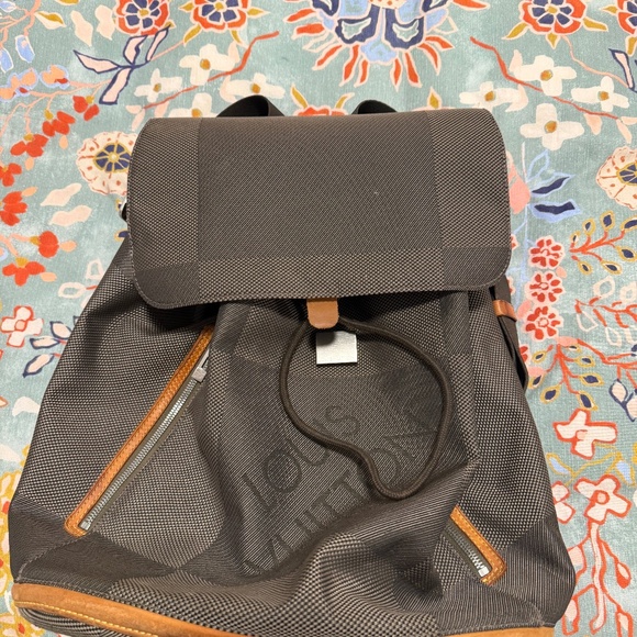 Louis Vuitton Ant Pionnier - Picture 1 of 6